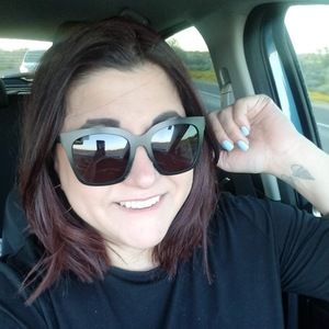 Meet your Posher, Lauriel